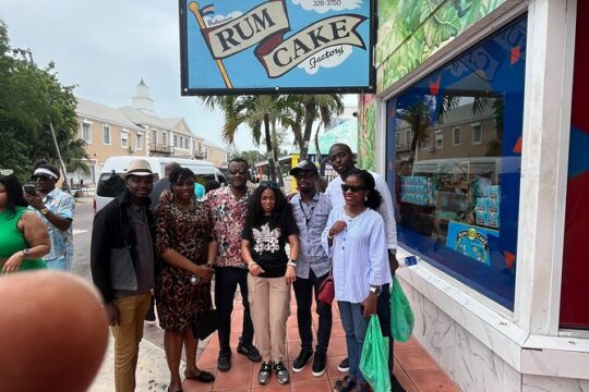 Sightseeing/Historical adventure through Nassau